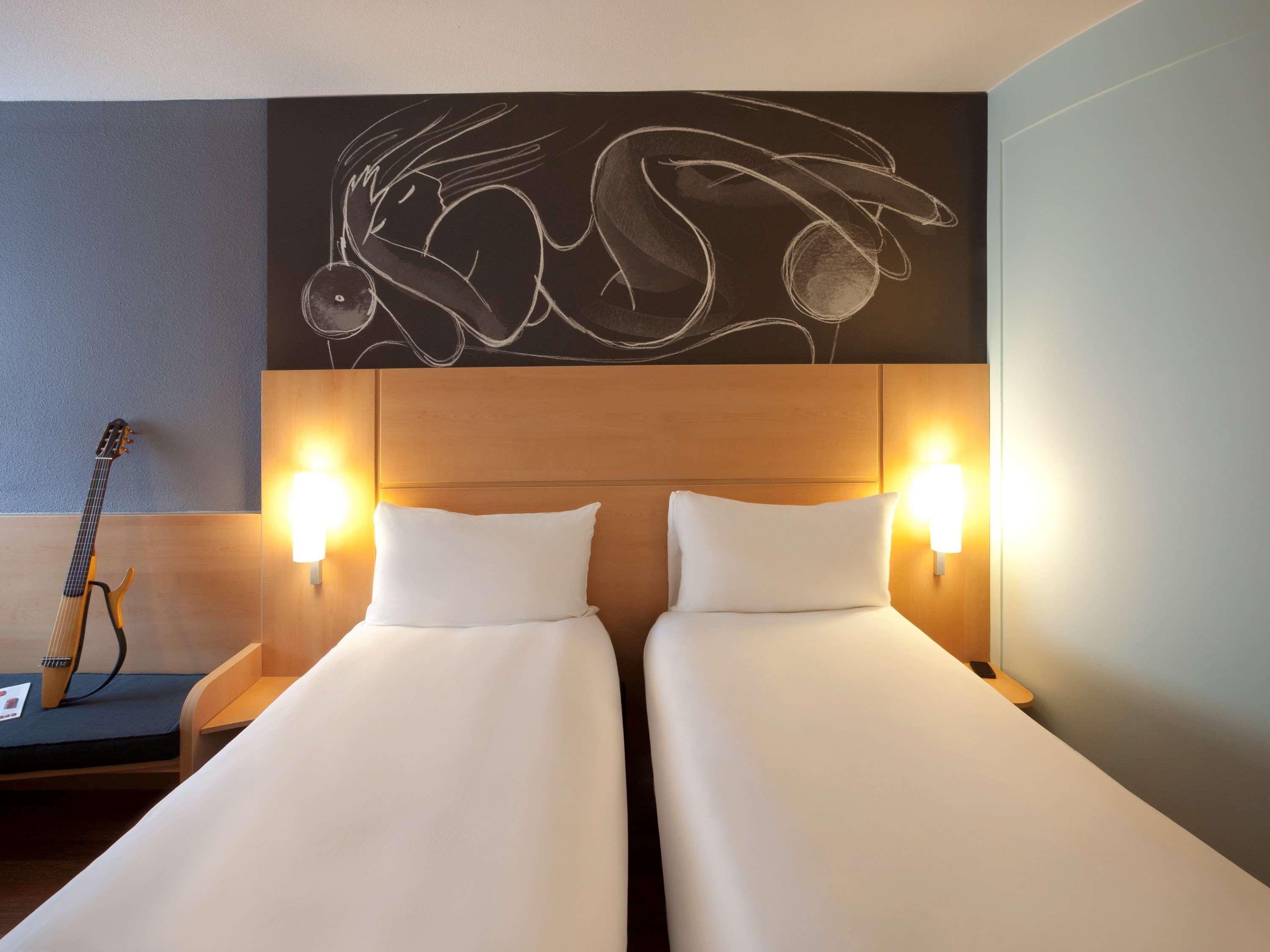Ibis Brighton City Centre - Station Экстерьер фото